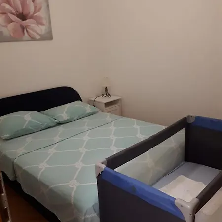 Apartman Lucija セヴィド