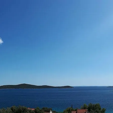 Apartman Lucija Holiday home *